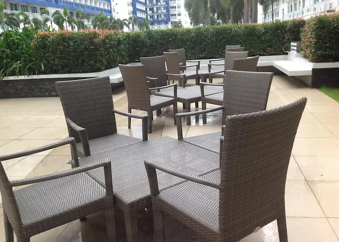 Sea Residences Moa By 7j Apartment *
