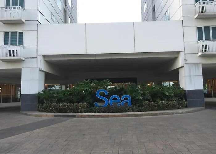 Sea Residences Moa By 7j Manila